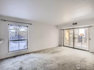 Photo #5: 980583 Listing