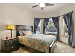 Photo #5: 980596 Listing