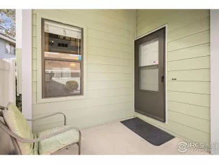 Photo #2: 980614 Listing