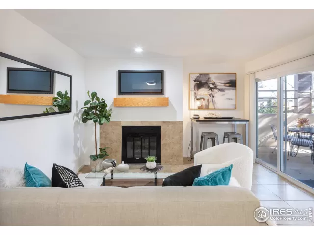 MLS: 980641 Condo For Sale