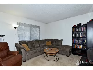 Photo #6: 980688 Listing