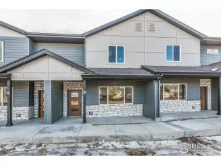 Photo #1: 980721 Listing 