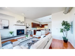 Photo #3: 9807284 Listing