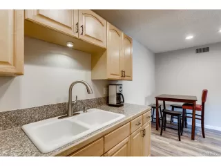 Photo #5: 9807682 Listing 