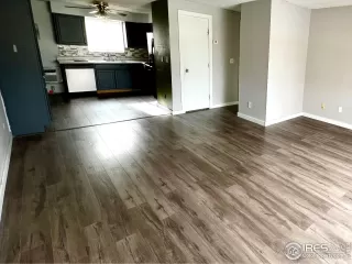 Photo #5: 980780 Listing