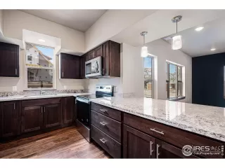 Photo #4: 980840 Listing