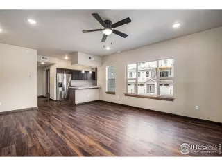 Photo #5: 980840 Listing