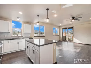 Photo #3: 980845 Listing 