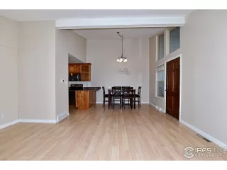 Photo #4: 980862 Listing