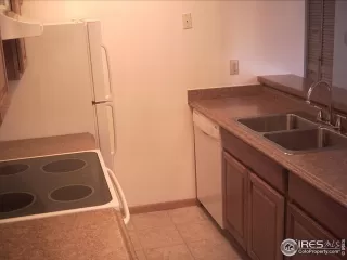 Photo #3: 980924 Listing