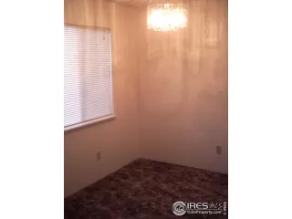 Photo #5: 980924 Listing