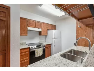 Photo #6: 980925 Listing 