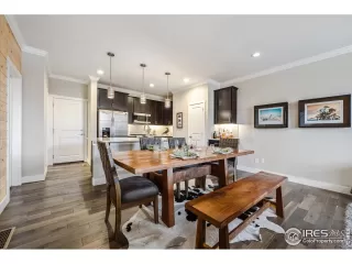 Photo #3: 980980 Listing