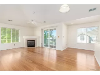 Photo #6: 9811445 Listing