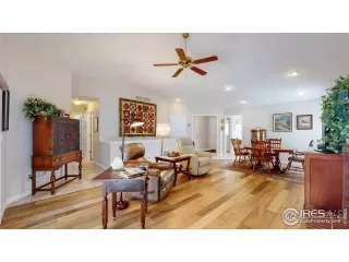 Photo #3: 981146 Listing 