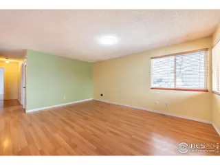 Photo #5: 981150 Listing 