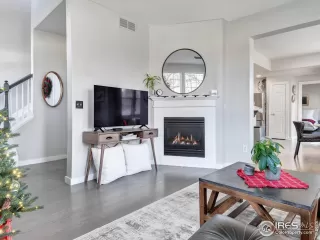 Photo #1: 981163 Listing