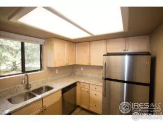 Photo #1: 981208 Listing 