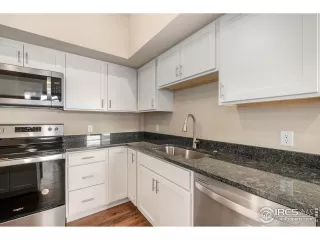 Photo #2: 981245 Listing