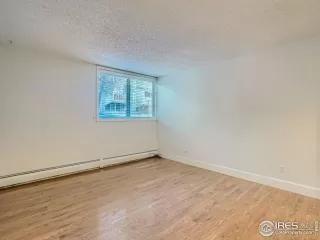 Photo #3: 981253 Listing