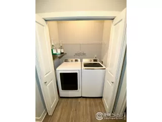 Photo #5: 981274 Listing