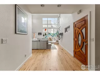 Photo #2: 981316 Listing