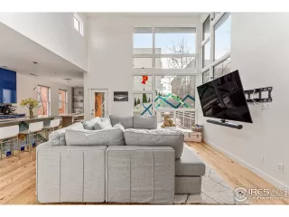 Photo #3: 981316 Listing