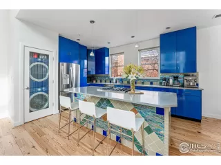 Photo #6: 981316 Listing