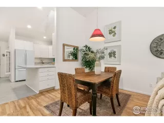 Photo #6: 981356 Listing