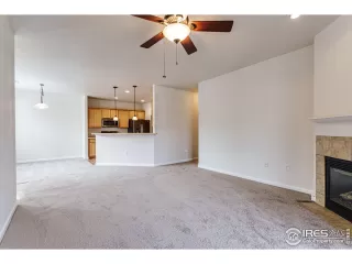 Photo #5: 981359 Listing