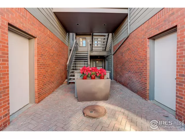 MLS: 981386 Condo For Sale