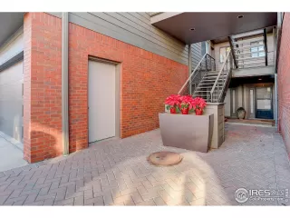 Photo #1: 981386 Listing