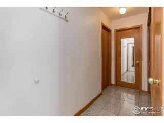 Photo #3: 981386 Listing