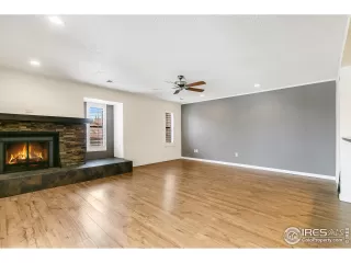 Photo #2: 981396 Listing