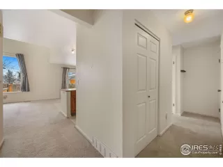 Photo #3: 981407 Listing