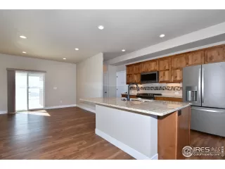 Photo #2: 981501 Listing 