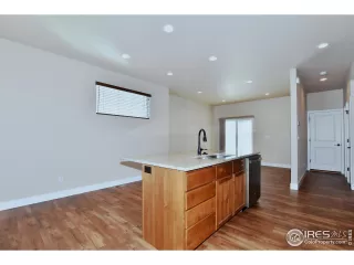 Photo #4: 981501 Listing 