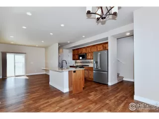 Photo #6: 981501 Listing 