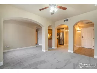 Photo #4: 981531 Listing 