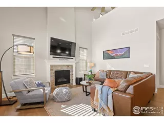 Photo #3: 981557 Listing