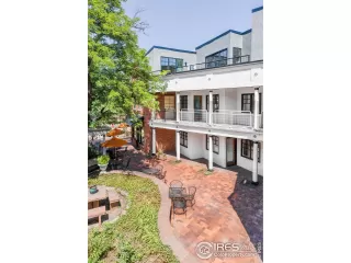 Photo #2: 981578 Listing