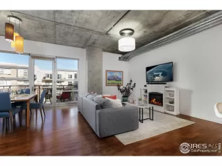 Photo #1: 981635 Listing