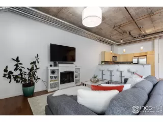 Photo #4: 981635 Listing