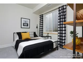 Photo #6: 981638 Listing