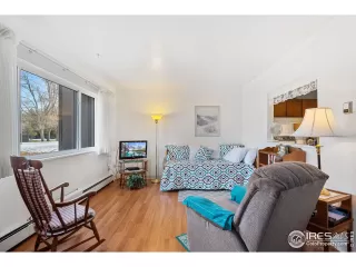 Photo #3: 981677 Listing 