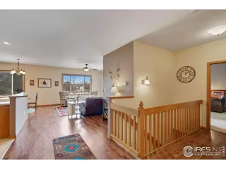 Photo #2: 981683 Listing