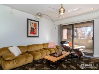 Photo #6: 981688 Listing