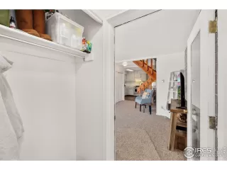 Photo #3: 981700 Listing