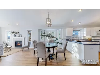 Photo #4: 981708 Listing