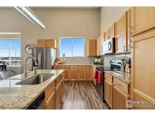 Photo #6: 981724 Listing